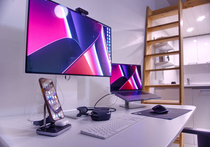 Vincere Foldable 3-in-1 Magnetic Charger